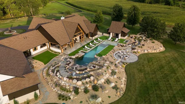 $13,450,000 | 17420 Highway 20, Goshen, IN 46528