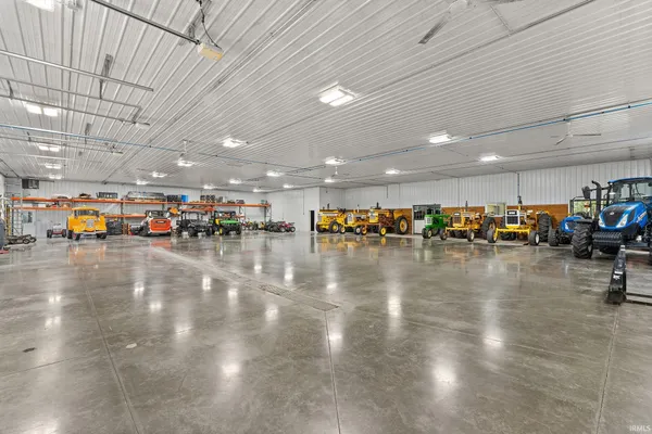 $13,450,000 | 17420 Highway 20, Goshen, IN 46528