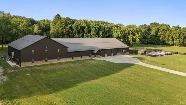 $16,000,000 | 17420 Highway 20, Goshen, IN 46528