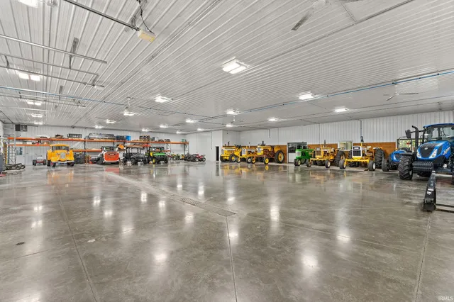 $16,000,000 | 17420 Highway 20, Goshen, IN 46528
