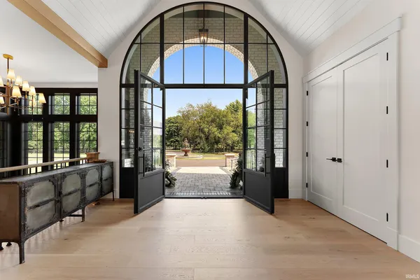 $13,450,000 | 17420 Highway 20, Goshen, IN 46528