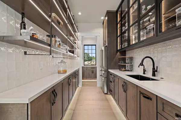 $13,450,000 | 17420 Highway 20, Goshen, IN 46528