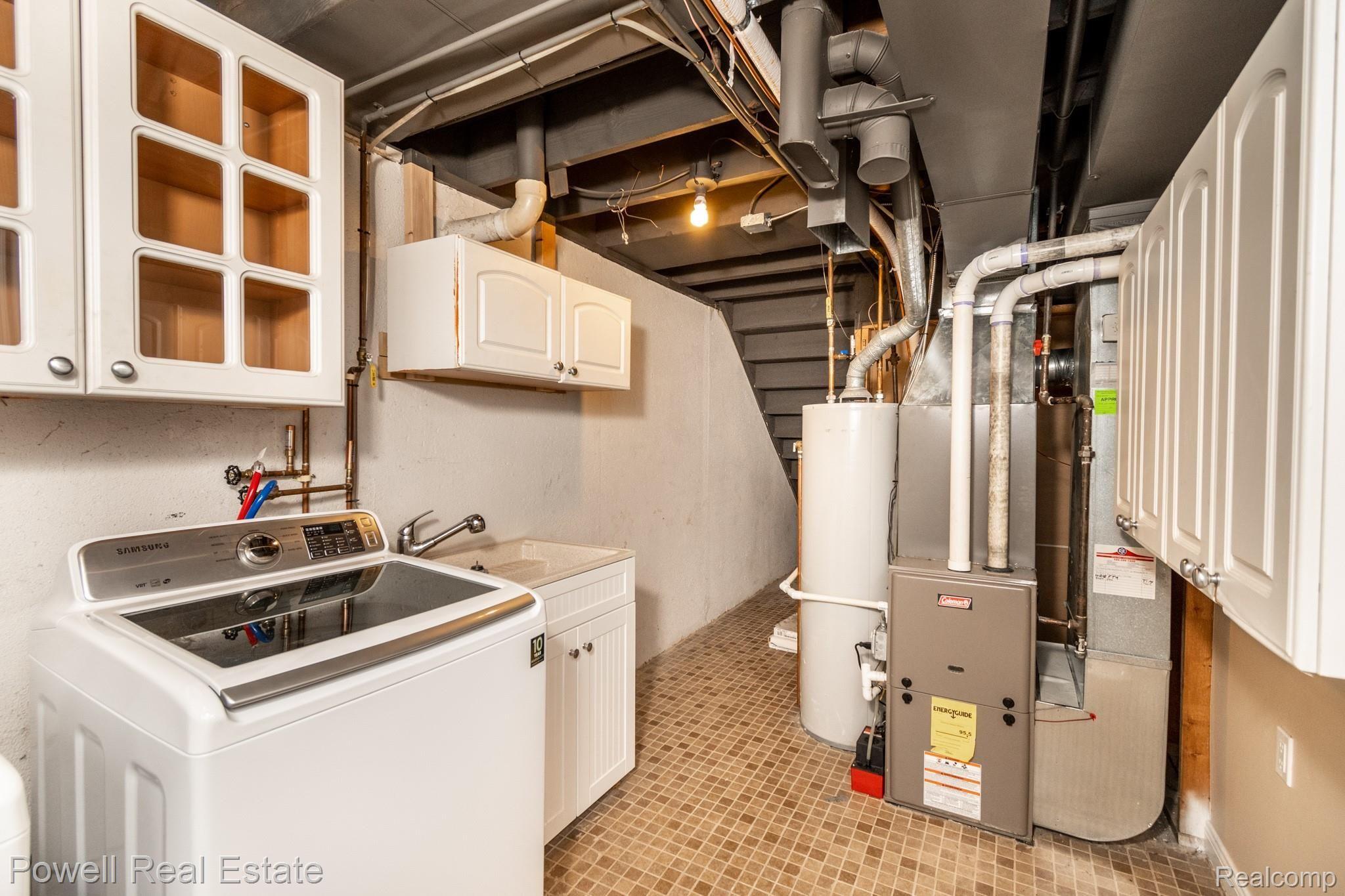 1823 Southfield Road Birmingham, MI 48009 - Photo 33 of 42 DSC_6421.jpg