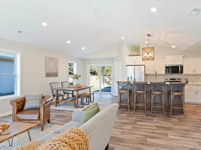 $359,900 | 5446 Jericho Road, Baxter, MN 56425