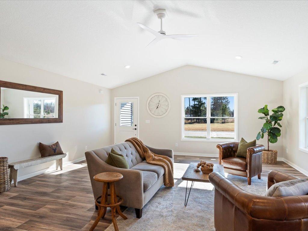 5446 Jericho Road Baxter, MN 56425 - Photo 5 of 36