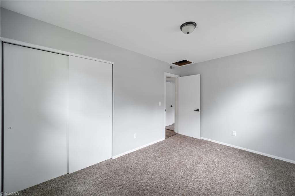 802 Miriam Avenue High Point, NC 27263 - Photo 26 of 33
