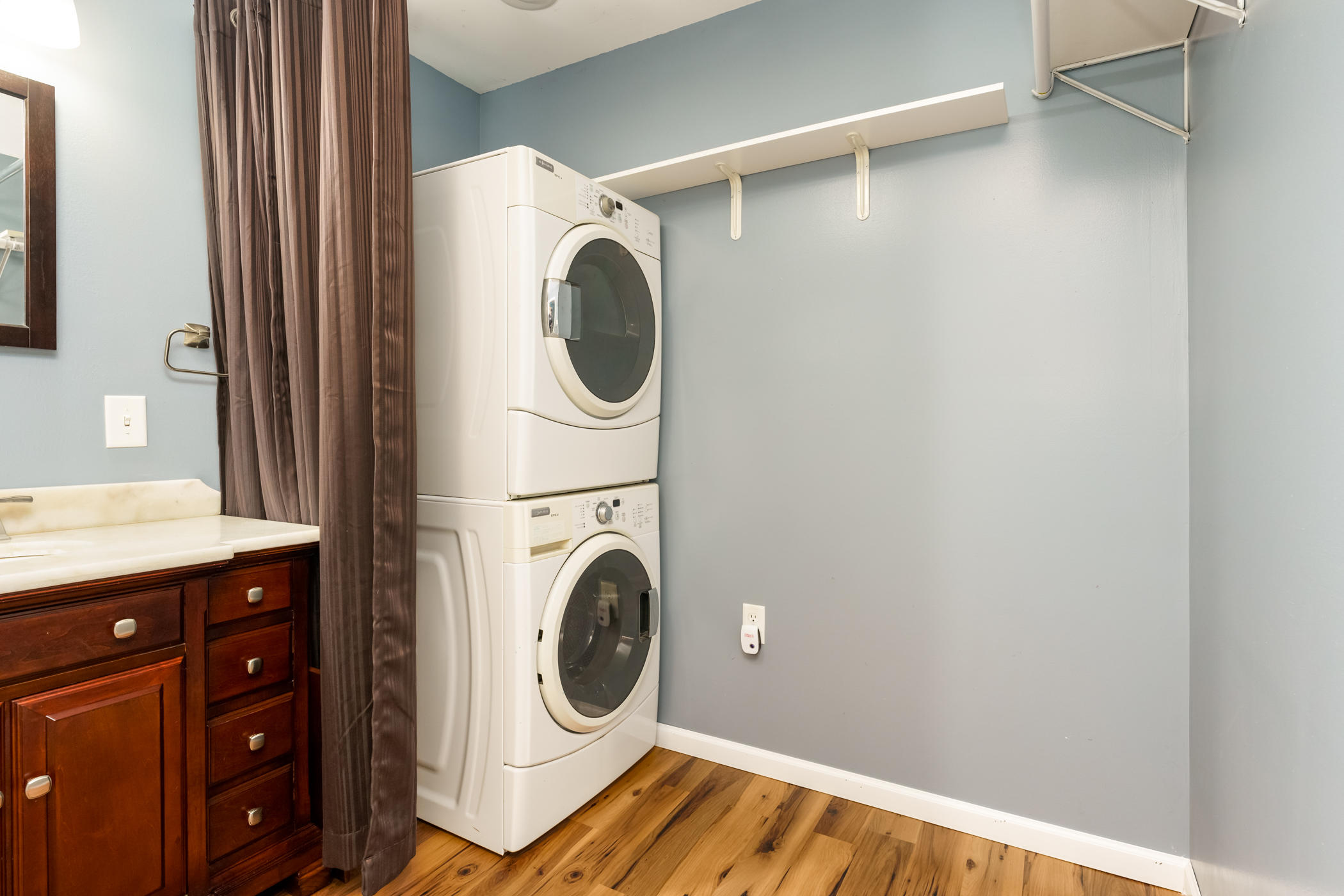 15482 C Drive South Marshall, MI 49068 - Photo 13 of 39 Main Bath/Laundry