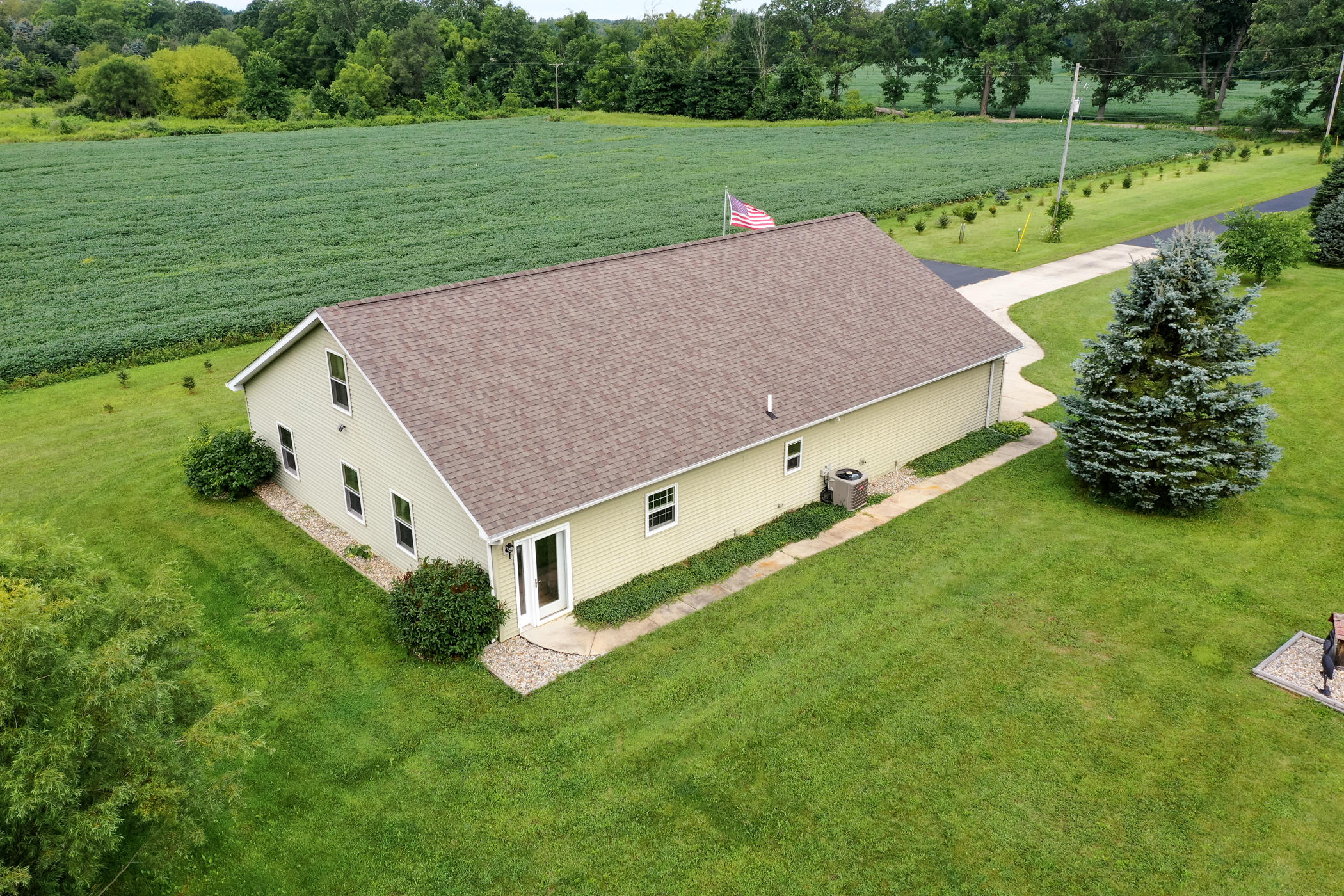 15482 C Drive South Marshall, MI 49068 - Photo 23 of 39 Side of Home