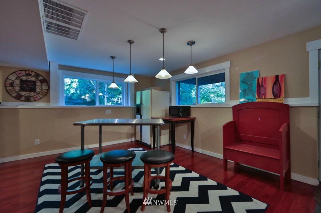 21029 West Richmond Road Bothell, WA 98021 - Photo 15 of 25 Gallery Image 15
