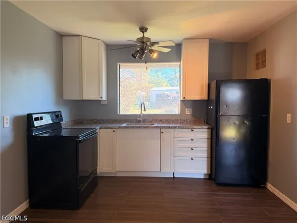 $750 | 8406 Sevigny Drive, North Fort Myers, FL 33917