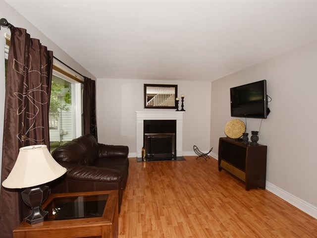 913 North Cedar Road New Lenox, IL 60451 - Photo 4 of 22