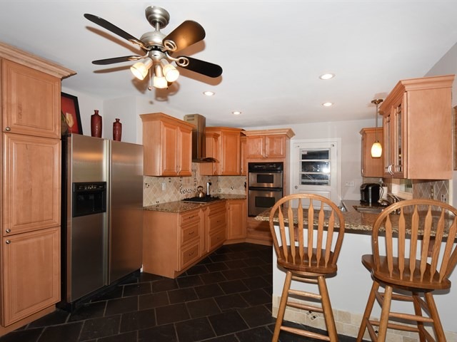 913 North Cedar Road New Lenox, IL 60451 - Photo 5 of 22