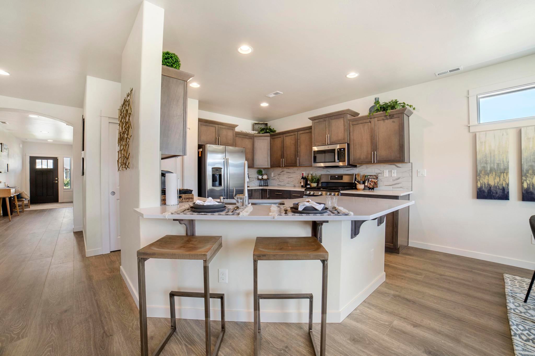 780 North McKinney Rnch Road, Unit LOT #125 Sisters, OR 97759 - Photo 20 of 21 Hudson - Flat counter