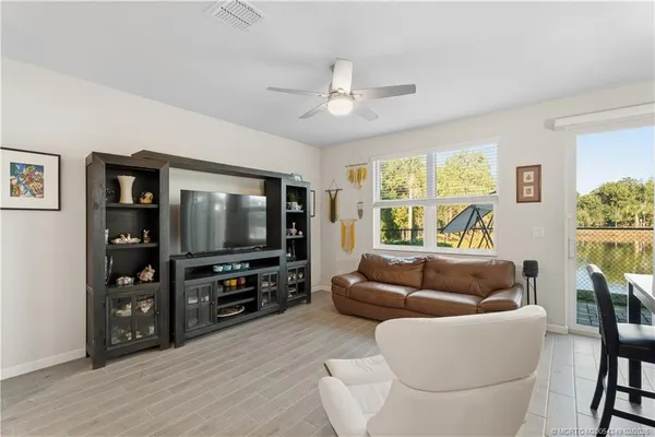 $2,500 | 3931 Southeast Mentmore Lane, Stuart, FL 34997