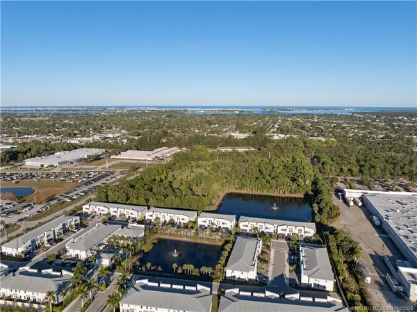 $2,500 | 3931 Southeast Mentmore Lane, Stuart, FL 34997