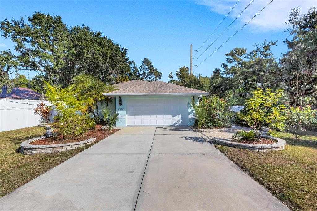 4557 Worcester Road Sarasota, FL 34231 - Photo 2 of 48