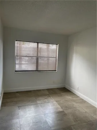 $1,950 | 11575 Northwest 42nd Street, Coral Springs, FL 33065