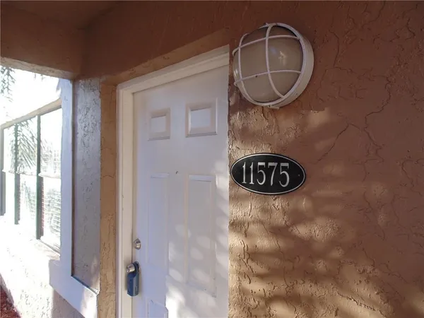 $1,950 | 11575 Northwest 42nd Street, Coral Springs, FL 33065