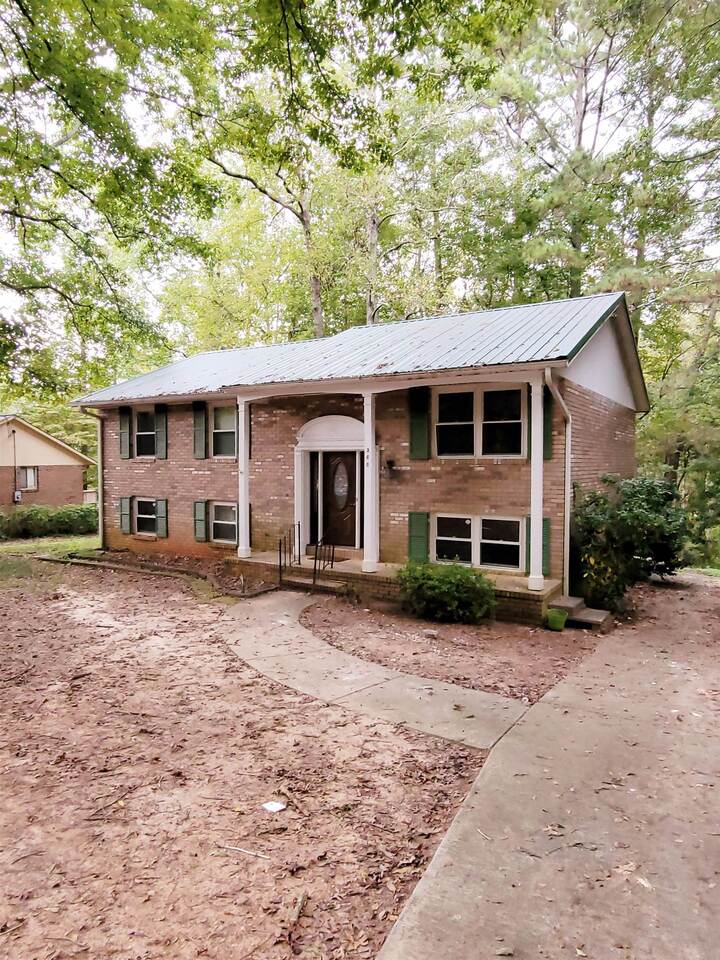 360 Round Table Road Athens, GA 30606 - Photo 1 of 1