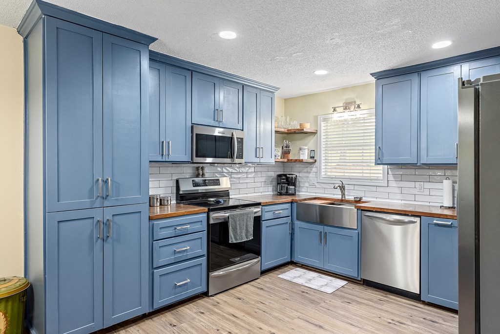 1638 Goose Hollow Road Geneva, AL 36340 - Photo 12 of 74