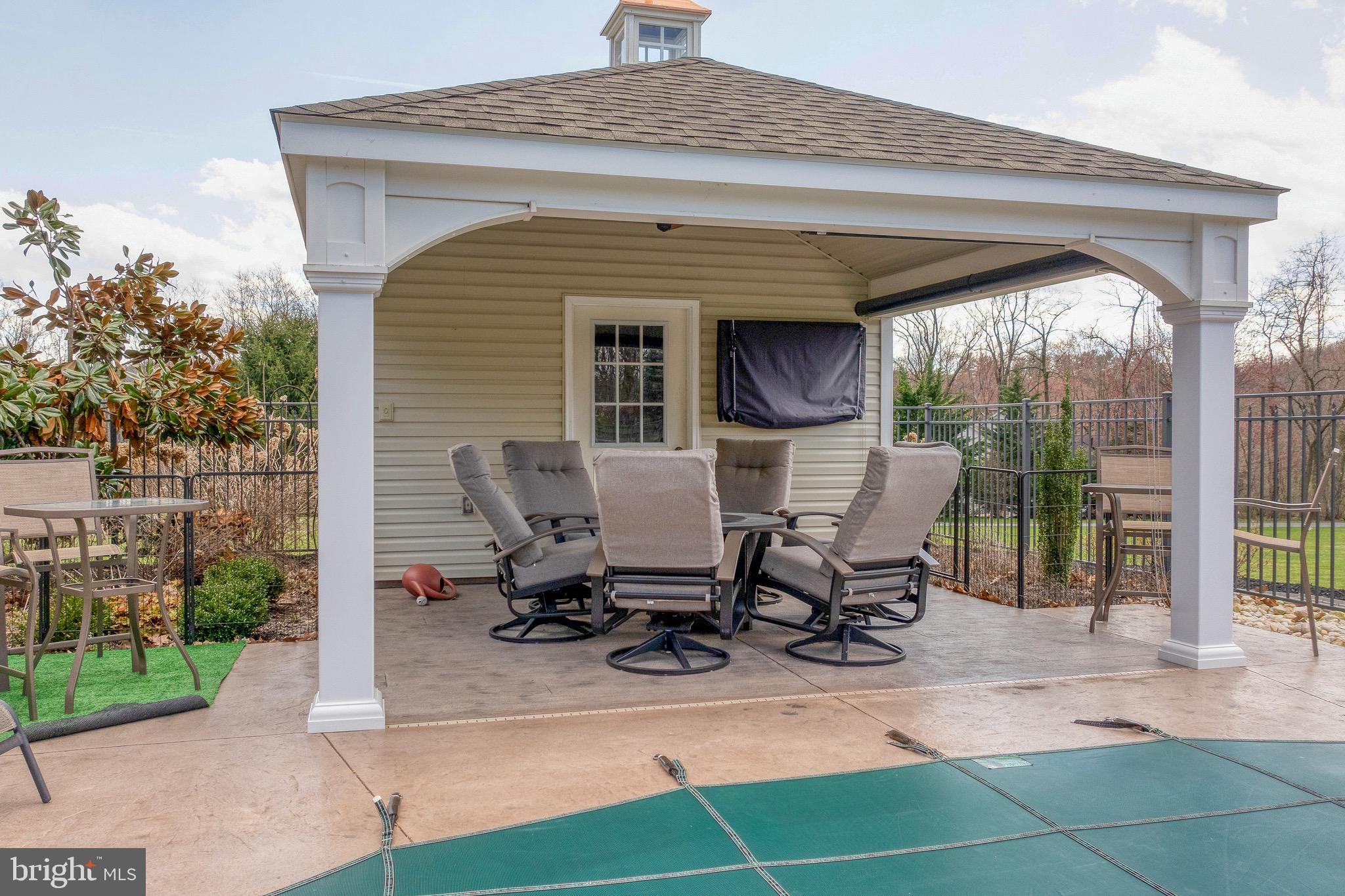 240 Pine View Drive Denver, PA 17517 - Photo 68 of 81 The firepit/chairs and TV will be staying.