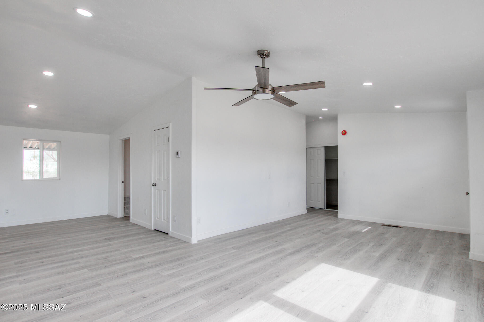 12563 North Flintlock Road Marana, AZ 85653 - Photo 3 of 19 photo-15910