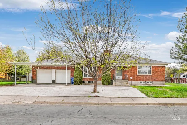 $359,000 | 390 Maurice Street, Twin Falls, ID 83301