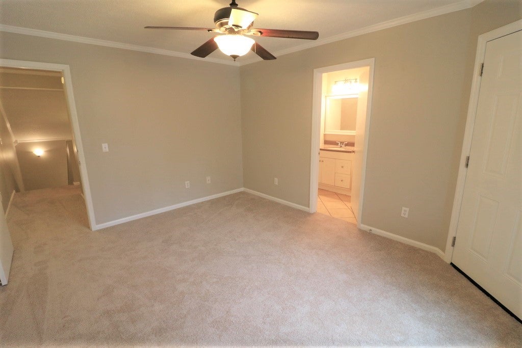 429 Moores Mill Road, Unit 4 Auburn, AL 36830 - Photo 16 of 19 Gallery Image 16