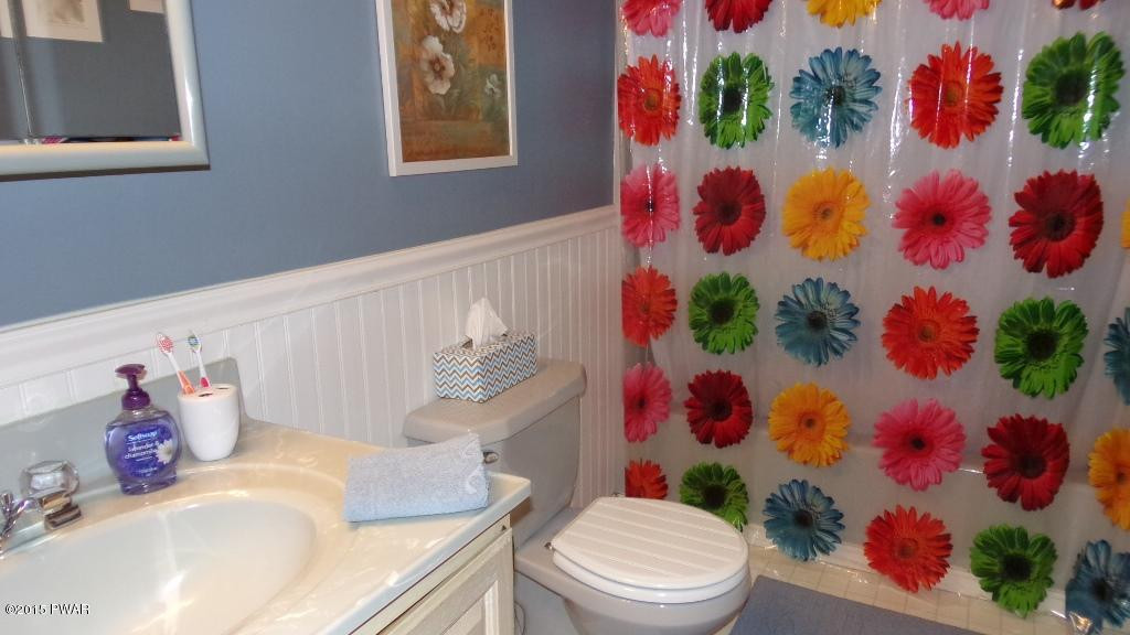 253 Ridgewood Circle Lake Ariel, PA 18436 - Photo 18 of 30