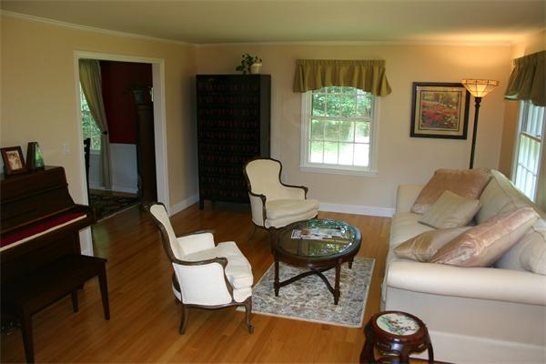 89 Dudley Road Sudbury, MA 01776 - Photo 7 of 17 Gallery Image 7