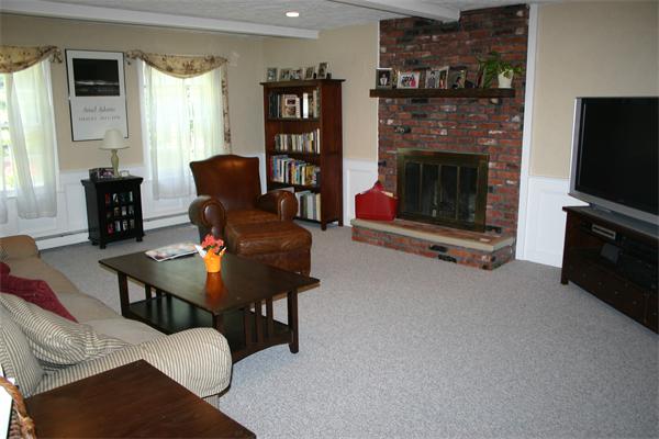 89 Dudley Road Sudbury, MA 01776 - Photo 8 of 17 Gallery Image 8