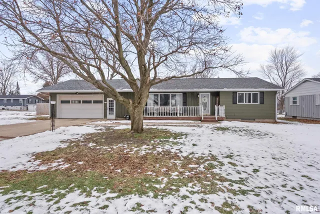 $207,500 | 301 North Washington Street, Atkinson, IL 61235