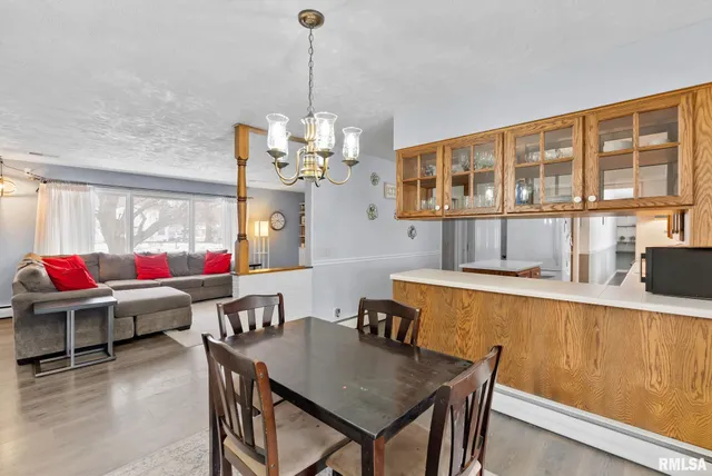 $207,500 | 301 North Washington Street, Atkinson, IL 61235