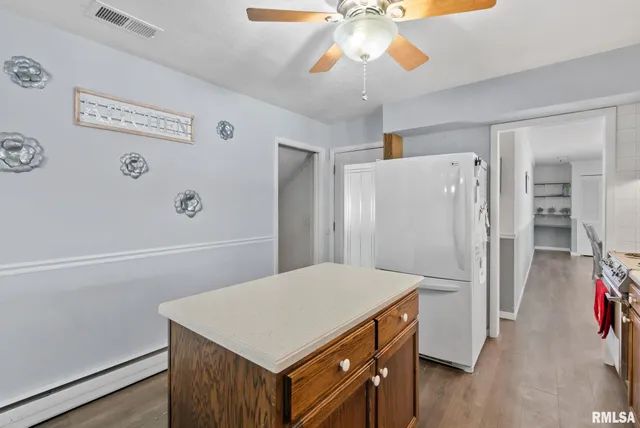 $207,500 | 301 North Washington Street, Atkinson, IL 61235