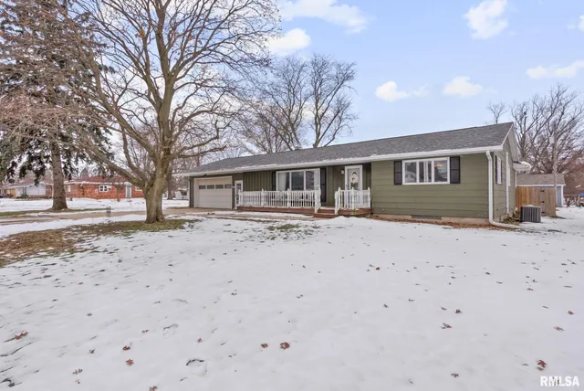 $207,500 | 301 North Washington Street, Atkinson, IL 61235