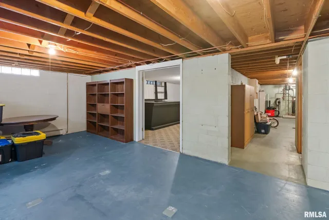 $207,500 | 301 North Washington Street, Atkinson, IL 61235