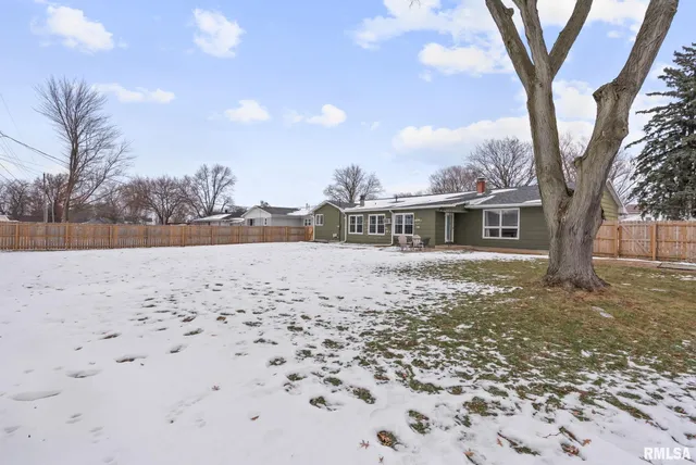 $207,500 | 301 North Washington Street, Atkinson, IL 61235