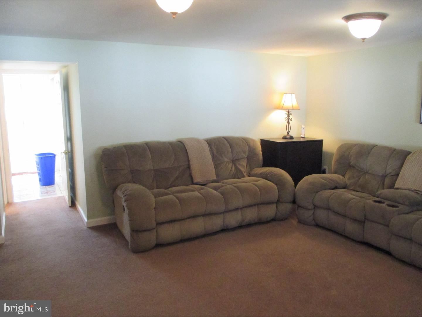 645 Charette Road Philadelphia, PA 19115 - Photo 8 of 25