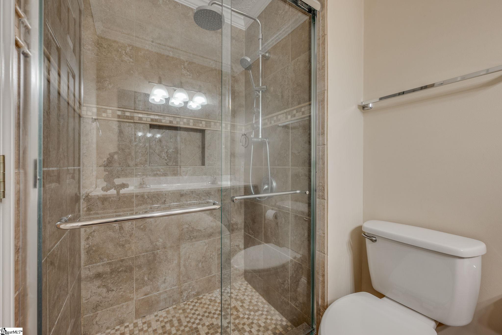 7 Clearfield Road Greenville, SC 29607 - Photo 17 of 34 Gallery Image 17