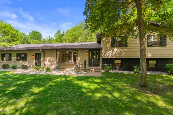 $449,900 | 3164 Swanson Road, Wisconsin Rapids, WI 54495