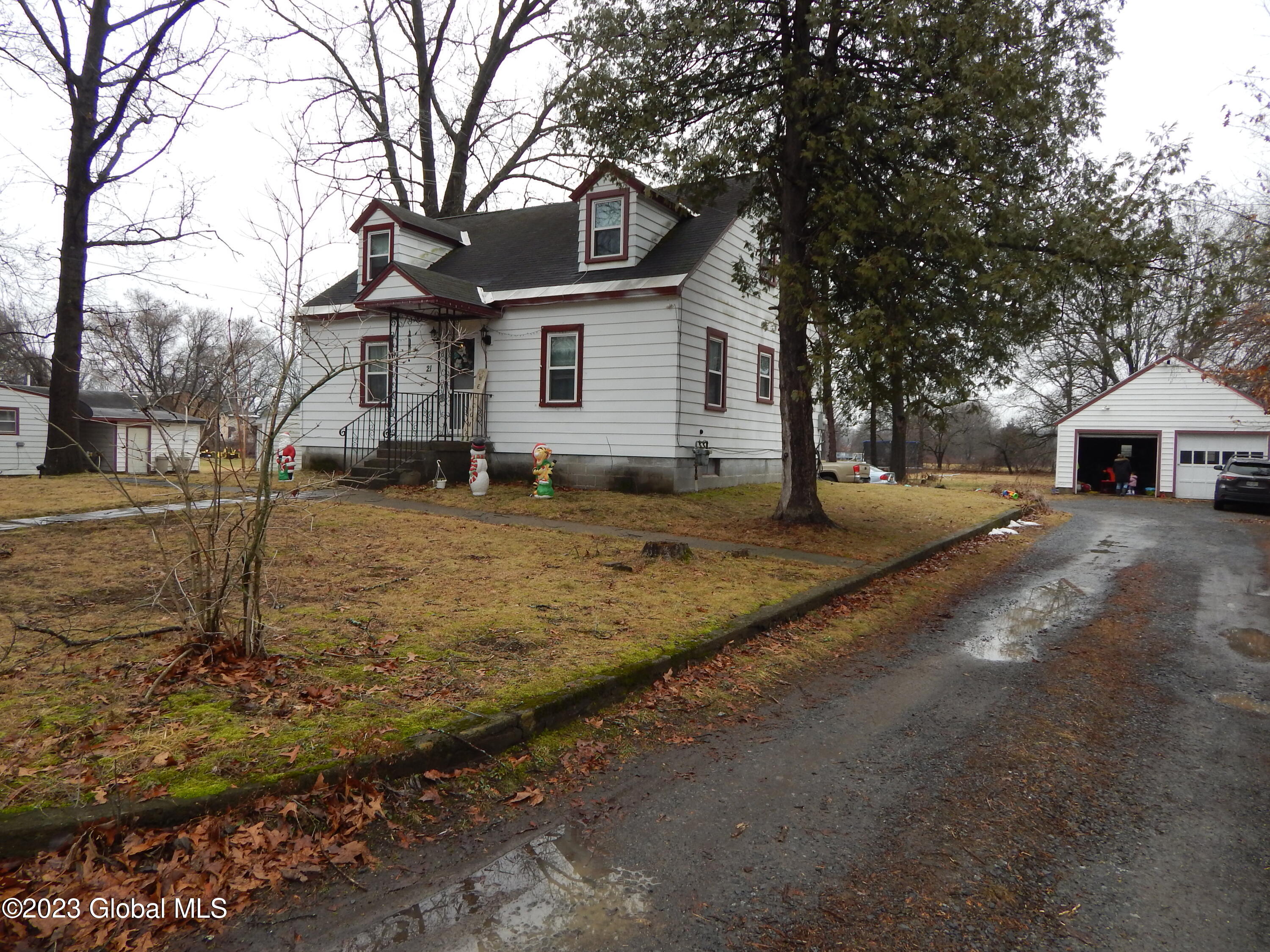 21 Dean Road Kingsbury, NY 12839 - Photo 2 of 49 Front