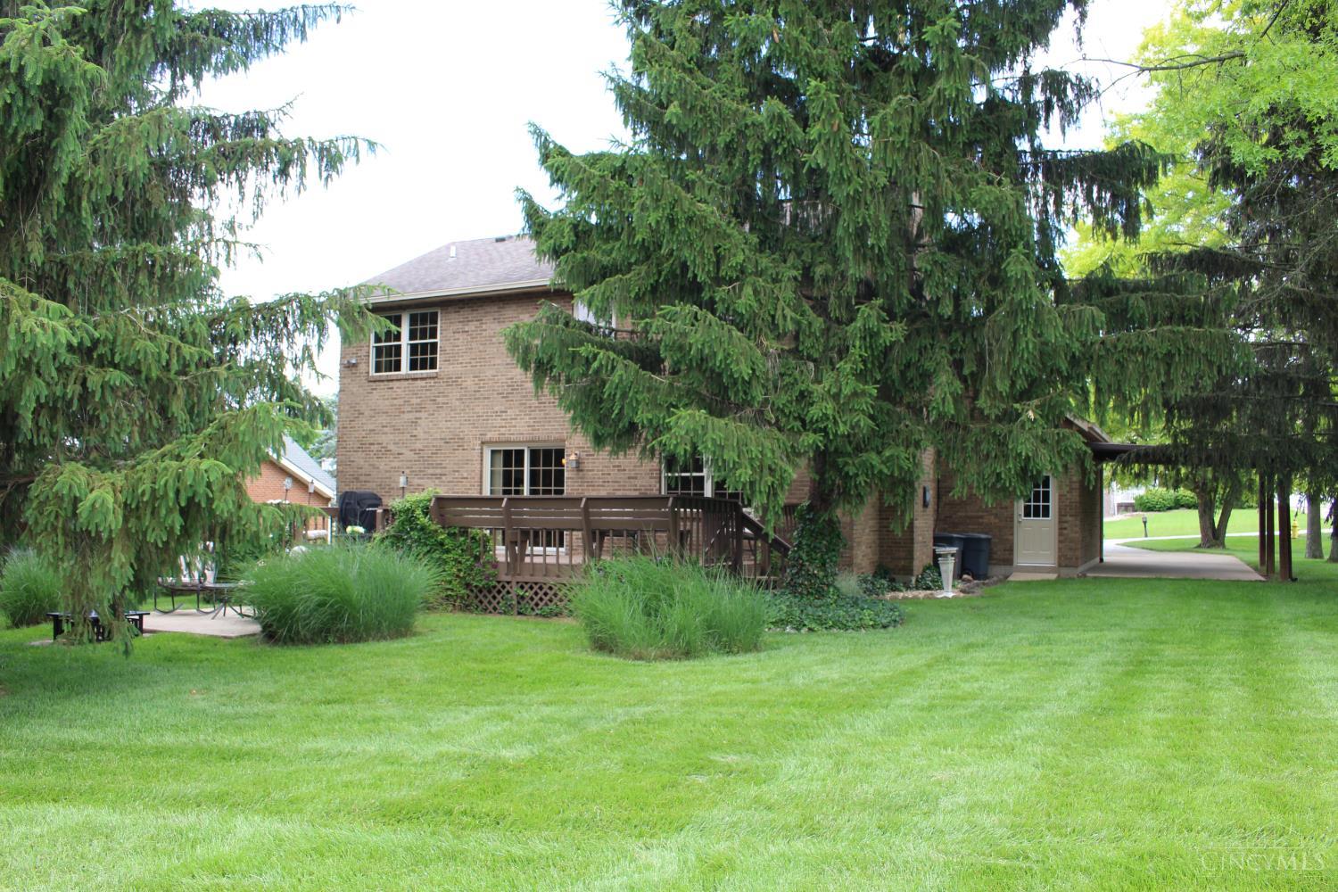 6529 Yankee Road Middletown, OH 45044 - Photo 3 of 56