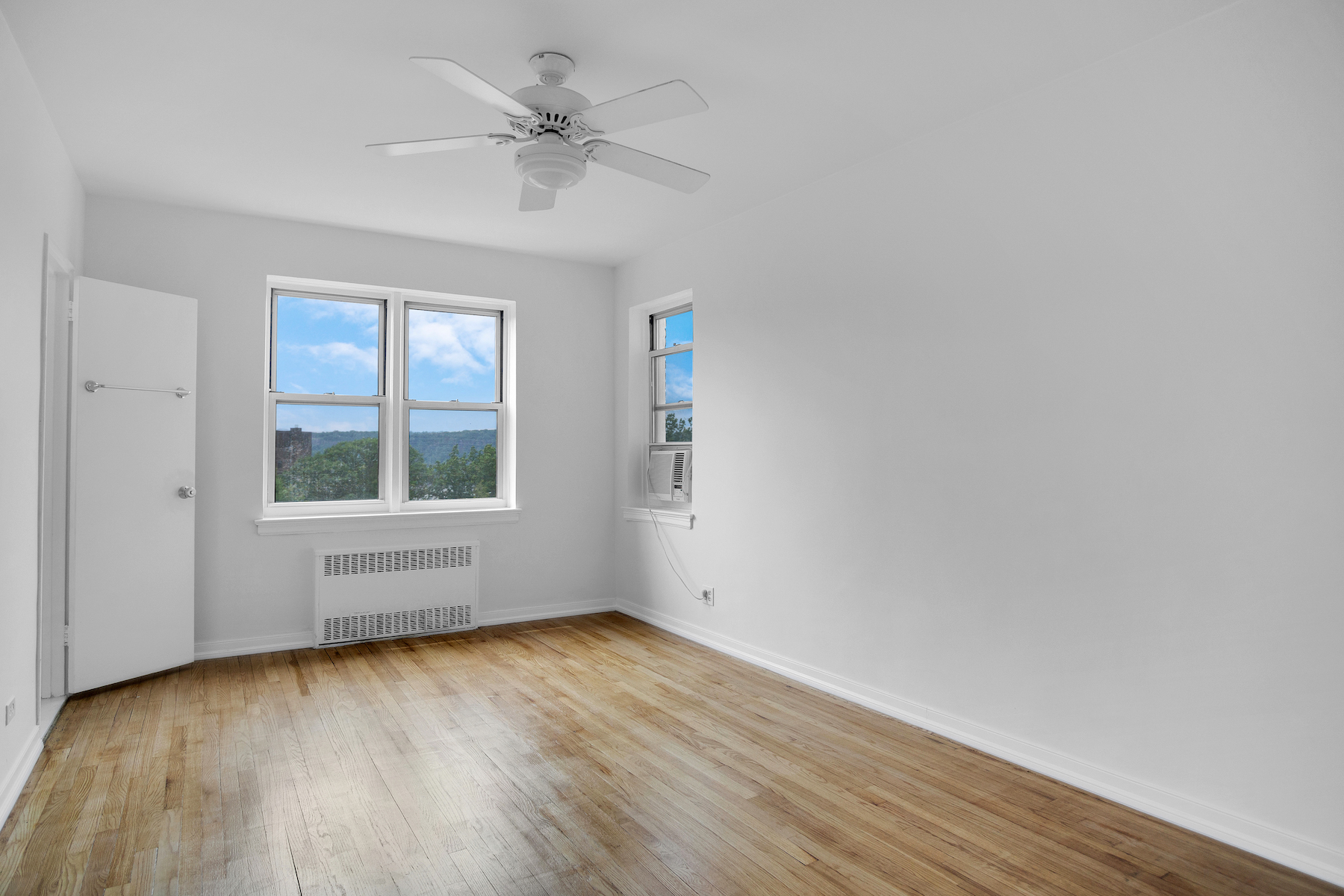 3850 Hudson Manor Terrace, Unit 5AW Bronx, NY 10463 - Photo 5 of 19