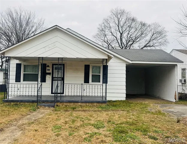 $69,900 | 413 Cleveland Avenue, Poplar Bluff, MO 63901