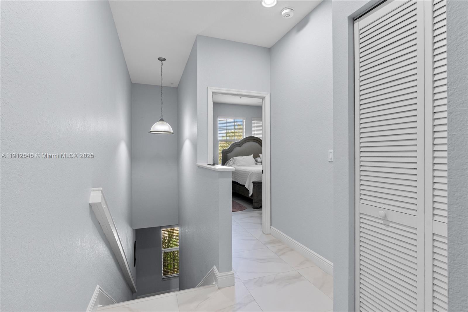 2565 Southwest 119th Terrace Miramar, FL 33025 - Photo 19 of 37 a view of a hallway with a room