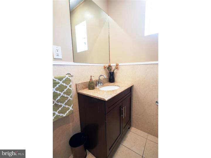 1615 Reed Street Philadelphia, PA 19146 - Photo 13 of 23 Gallery Image 13