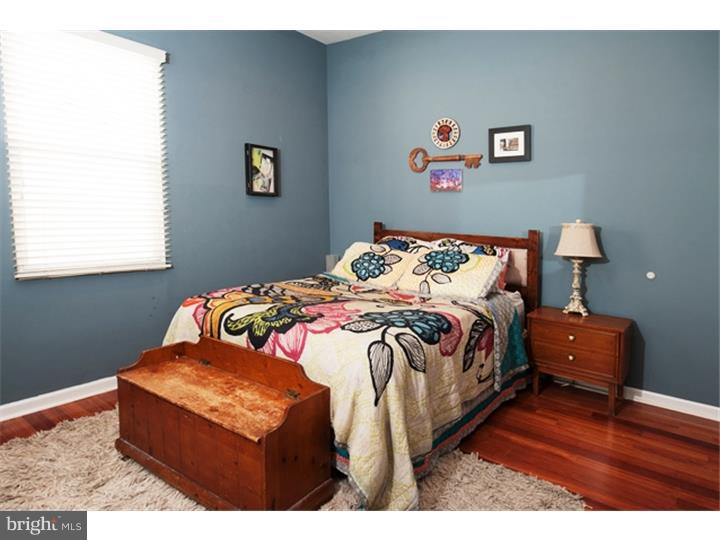1615 Reed Street Philadelphia, PA 19146 - Photo 10 of 23 Gallery Image 10