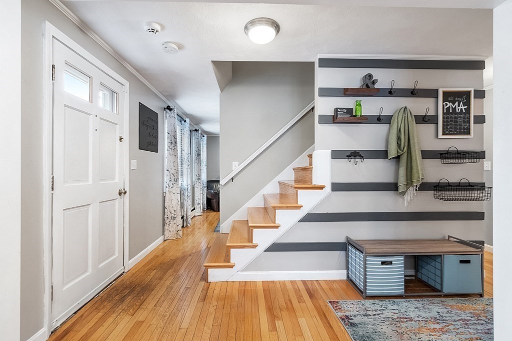 191 Patten Road Tewksbury, MA 01876 - Photo 3 of 40