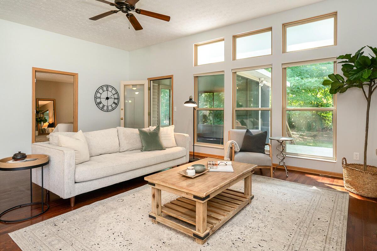 77 Beech Court Delaware, OH 43015 - Photo 6 of 34 great room 2