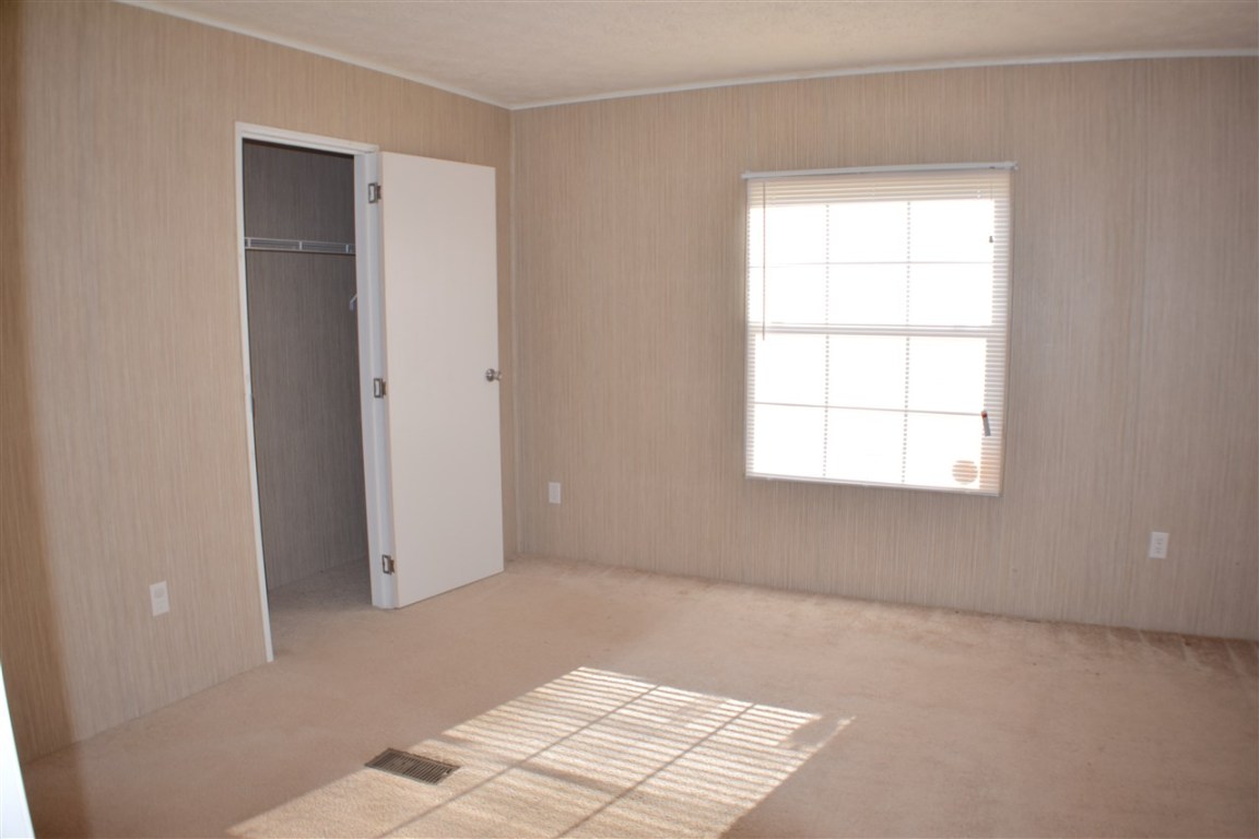 326 Stewart Road Six Mile, SC 29682 - Photo 5 of 15